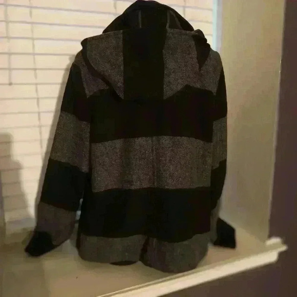 Women's Old Navy Wool Blend Hooded Toggle Coat Size L Black Grey Striped - Picture 11 of 13